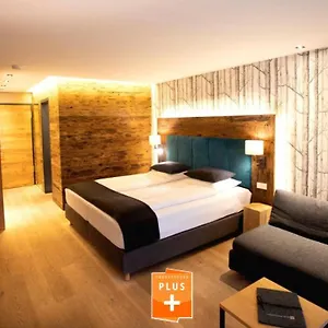 https://chalet-saneberg-im-hochgrat.com-bavaria.com